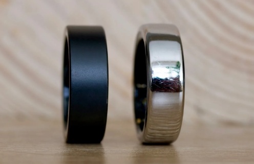 Oura Ring vs Ultrahuman: The Ultimate Smart Ring Comparison