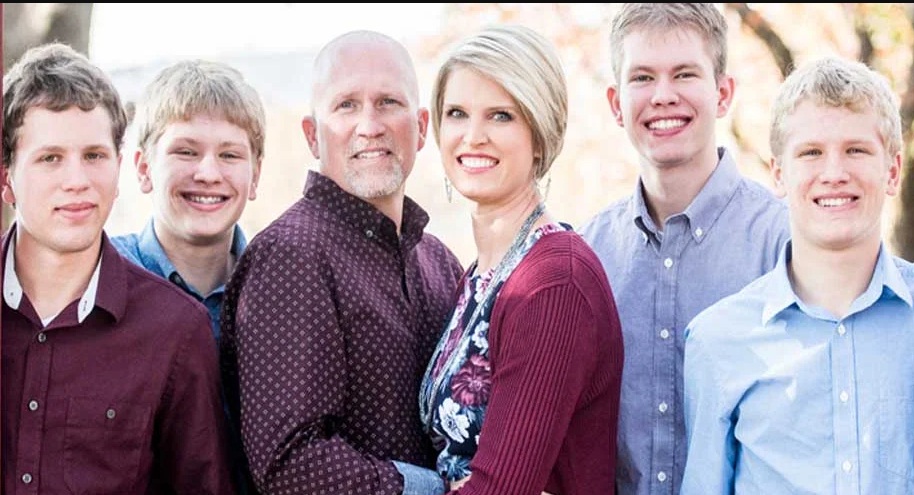 Trasa Lee Robertson Cobern: A Life of Service in Tarrant County